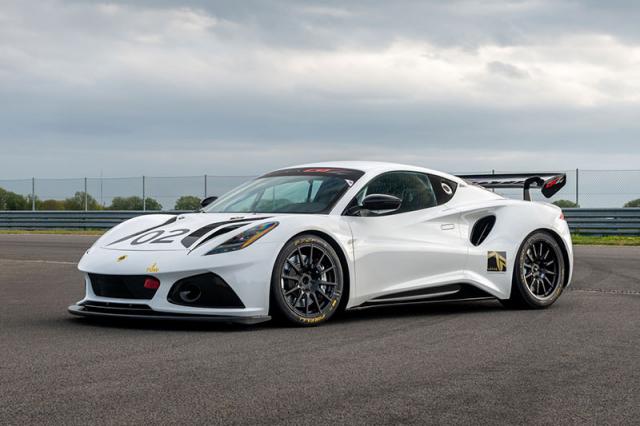 Lotus Emira GT4 : pour le plaisir de la piste