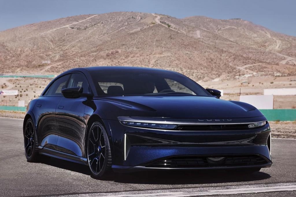 La Lucid Air Sapphire humilie les meilleures supercars sur un 0-200-0 mph