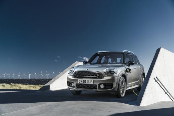 MINI Countryman Cooper S E ALL 4 MINI Countryman Cooper S E ALL 4