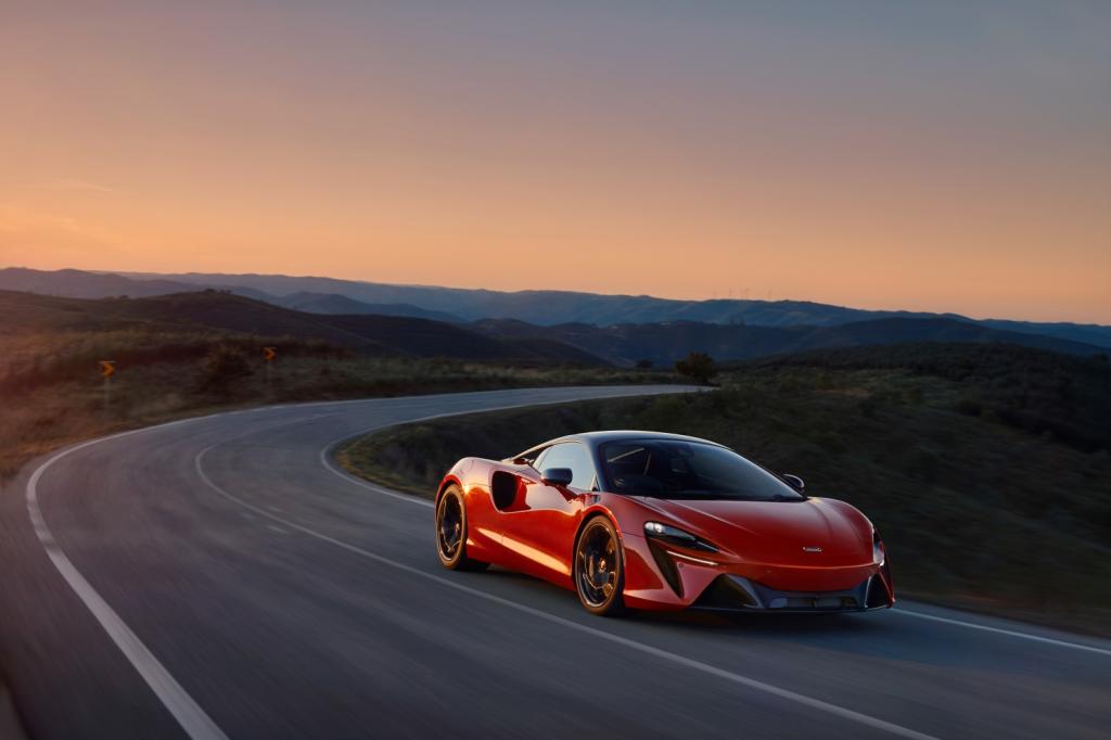 McLaren ouvre une deuxième concession Française à Lyon McLaren ouvre une deuxième concession Française à Lyon