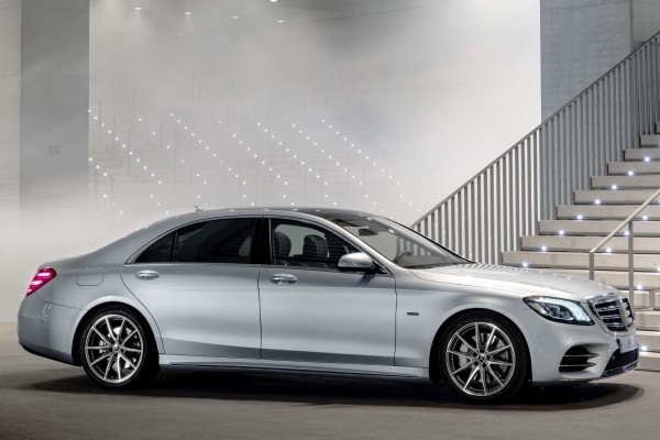 Mercedes-Benz S560e Mercedes-Benz S560e