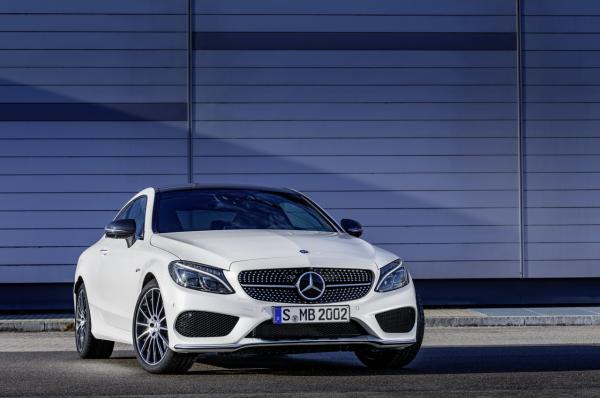 Mercedes-AMG C 43 Coupé 4Matic Mercedes-AMG C 43 Coupé 4Matic