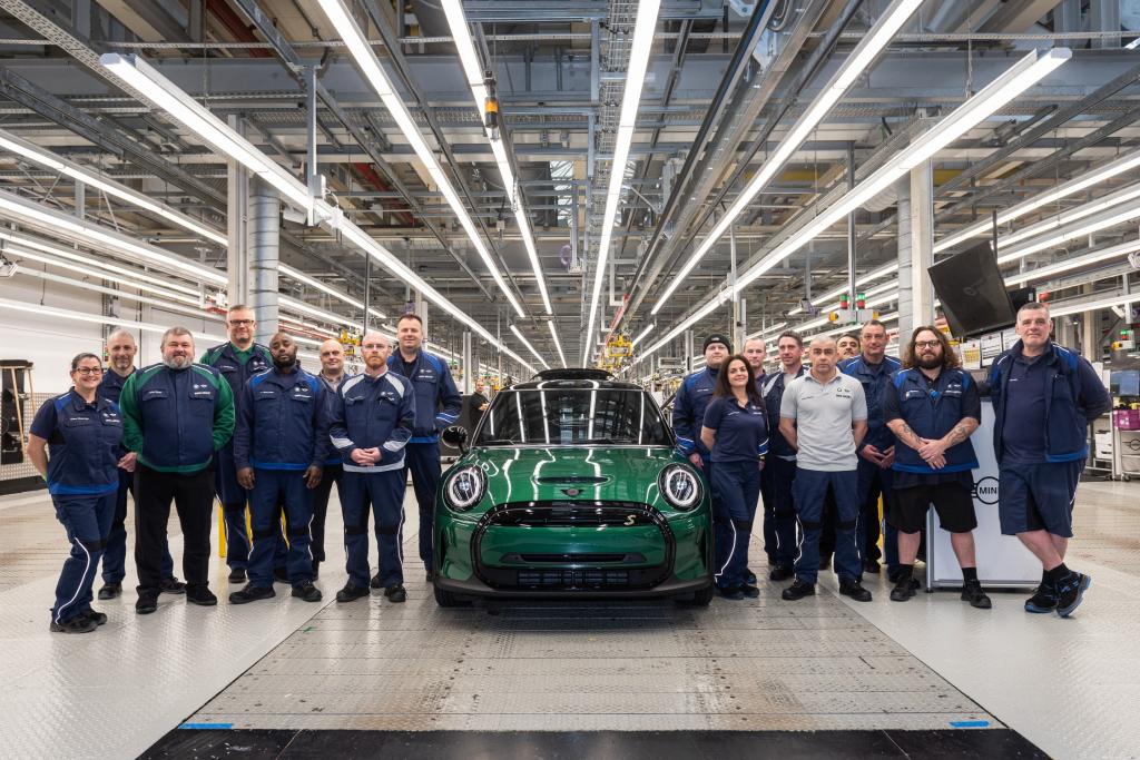 La Mini Mk4 fête son million d'exemplaires produits La Mini Mk4 fête son million d'exemplaires produits