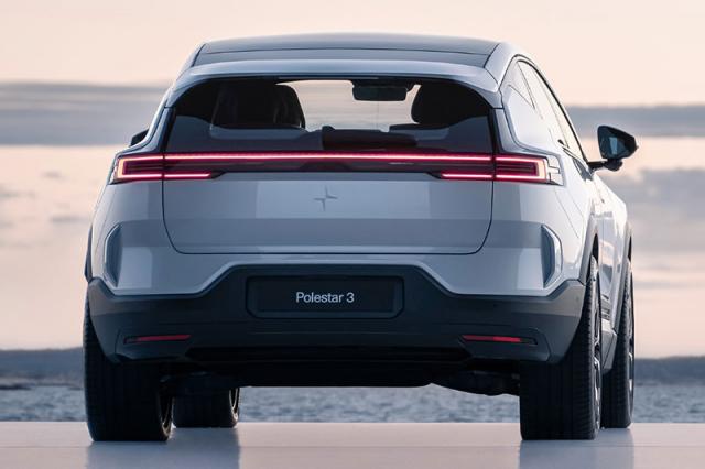 Polestar 3 : plus de 500 ch pour le SUV suédois ! Polestar 3 : plus de 500 ch pour le SUV suédois !