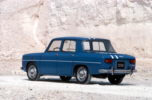 Les 50 ans de la R8 Gordini à Lohéac Les 50 ans de la R8 Gordini à Lohéac