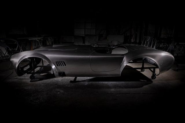 Shelby Cobra Diamond Edition : du carbone et des chevaux Shelby Cobra Diamond Edition : du carbone et des chevaux