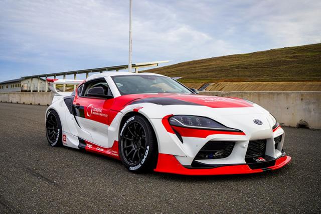 Toyota fait drifter la Supra... toute seule ! (video) Toyota fait drifter la Supra... toute seule ! (video)