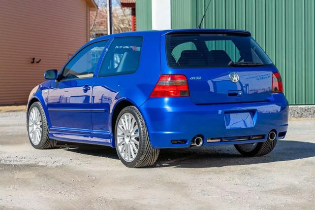 Volkswagen Golf 4 R32 : un collector très convoité !