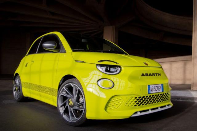 Abarth 500e : plus Abarth que jamais, vraiment ? Abarth 500e : plus Abarth que jamais, vraiment ?