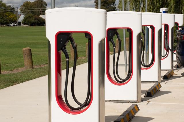 Passer aux véhicules électriques en 2023 ? Passer aux véhicules électriques en 2023 ?