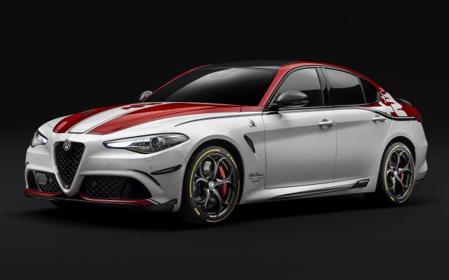 Une Giulia Quadrifoglio GTA pour les 110 ans d'Alfa Romeo ? Une Giulia Quadrifoglio GTA pour les 110 ans d'Alfa Romeo ?