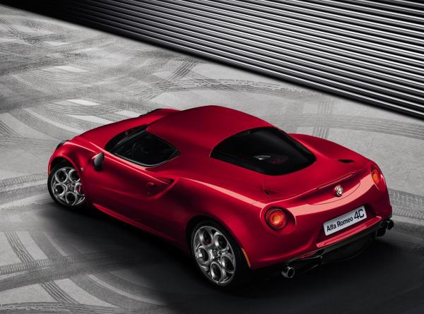 Alfa Romeo 4C : la fureur de vouivre Alfa Romeo 4C : la fureur de vouivre