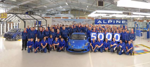 L'Alpine A110 passe la barre des 5000 exemplaires produits L'Alpine A110 passe la barre des 5000 exemplaires produits
