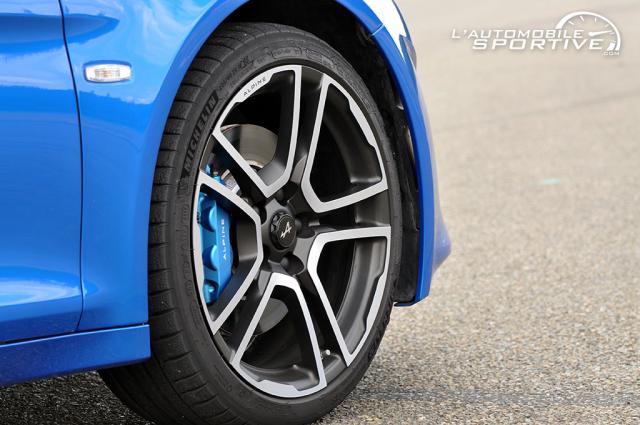 Pneus : le Michelin PS4 de l'Alpine A110 nous dévoile ses secrets Pneus : le Michelin PS4 de l'Alpine A110 nous dévoile ses secrets