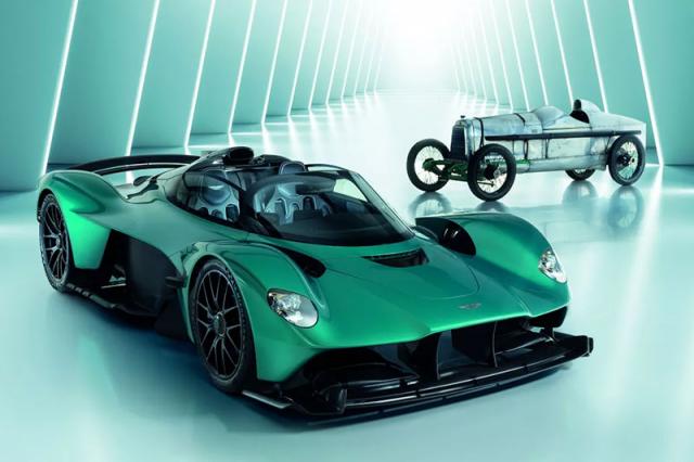 Aston Martin fête ses 110 ans Aston Martin fête ses 110 ans