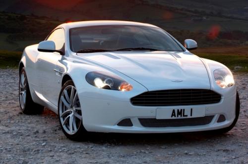 Restylage estival pour l'Aston Martin DB9 Restylage estival pour l'Aston Martin DB9