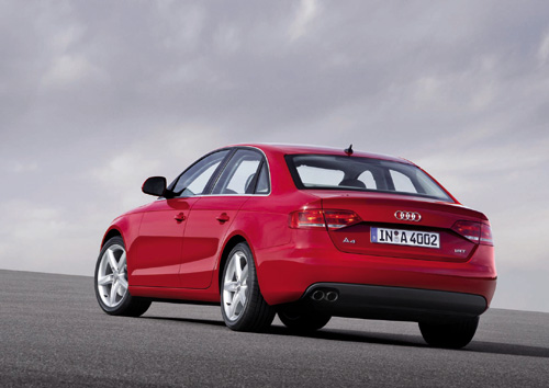 La nouvelle Audi A4 en première mondiale... sans surprise ! La nouvelle Audi A4 en première mondiale... sans surprise !