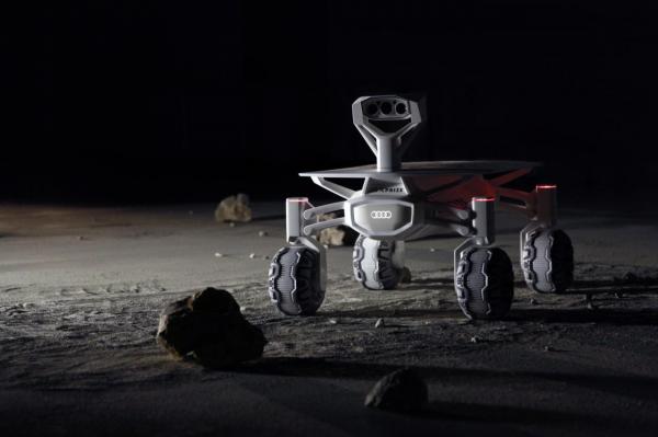 Une Audi Quattro sur la Lune ! Une Audi Quattro sur la Lune !