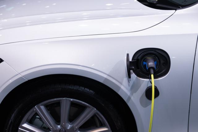 Les ventes de voitures hybrides explosent : l'effet bonus Les ventes de voitures hybrides explosent : l'effet bonus