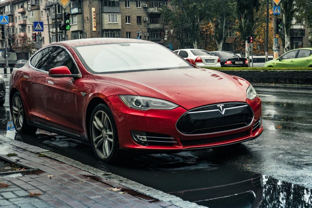 La voiture électrique est-elle vraiment moins polluante ? Réponse en chiffres... La voiture électrique est-elle vraiment moins polluante ? Réponse en chiffres...