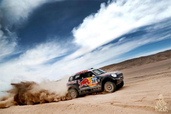 Dakar 2015 - étape 10 : nouvelle victoire pour Al-Attiyah Dakar 2015 - étape 10 : nouvelle victoire pour Al-Attiyah