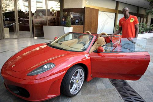 Le plus rapide sur le 0 à 100 en Ferrari !! Le plus rapide sur le 0 à 100 en Ferrari !!