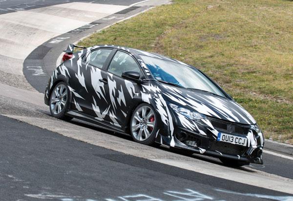 La Honda Civic Type R en test sur le Nurburgring La Honda Civic Type R en test sur le Nurburgring