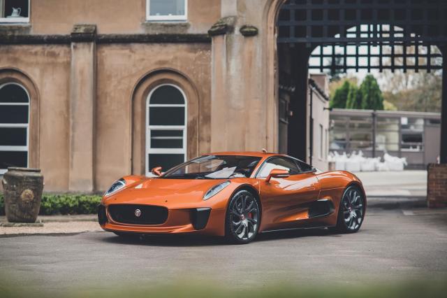 La Jaguar C-X75 du film Spectre en vente La Jaguar C-X75 du film Spectre en vente