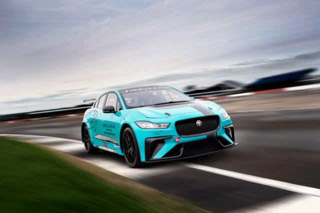 Jaguar présente l'I-Pace eTROPHY Jaguar présente l'I-Pace eTROPHY