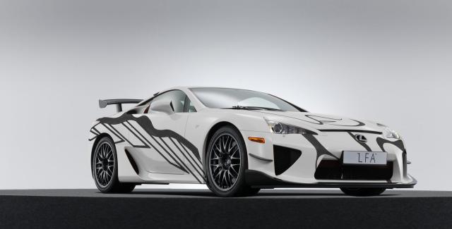 Lexus produit une ultime LFA façon Art Car Lexus produit une ultime LFA façon Art Car