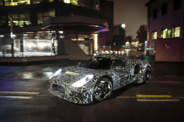 Un mulet Maserati teste le nouveau moteur de la marque Un mulet Maserati teste le nouveau moteur de la marque