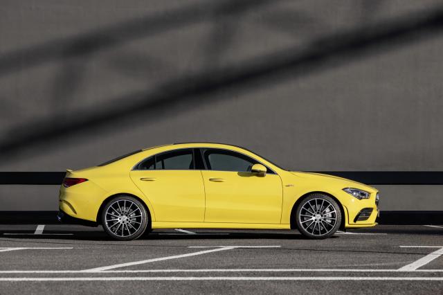 Mercedes-AMG CLA 35 Mercedes-AMG CLA 35