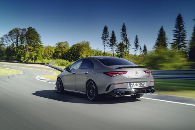 Les Mercedes-AMG vont devoir baisser le ton... Les Mercedes-AMG vont devoir baisser le ton...