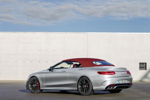 La Mercedes-AMG S63 Cabrio Edition 130 célèbre l'automobile La Mercedes-AMG S63 Cabrio Edition 130 célèbre l'automobile
