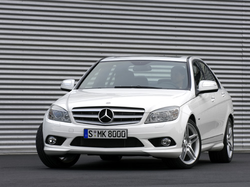 Nouvelle Classe C, une finition avant-garde plus sportive et différente ! Nouvelle Classe C, une finition avant-garde plus sportive et différente !
