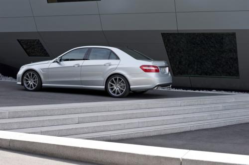 Mercedes E 63 AMG biturbo Mercedes E 63 AMG biturbo