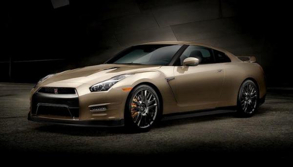 Nissan GT-R 2016 : une Gold Edition pour le 45e anniversaire Nissan GT-R 2016 : une Gold Edition pour le 45e anniversaire
