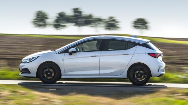 Opel Astra OPC Line : le plumage sans le ramage Opel Astra OPC Line : le plumage sans le ramage