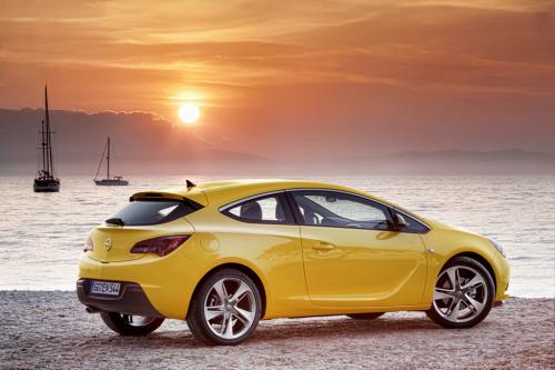 Opel Astra (4) GTC Opel Astra (4) GTC