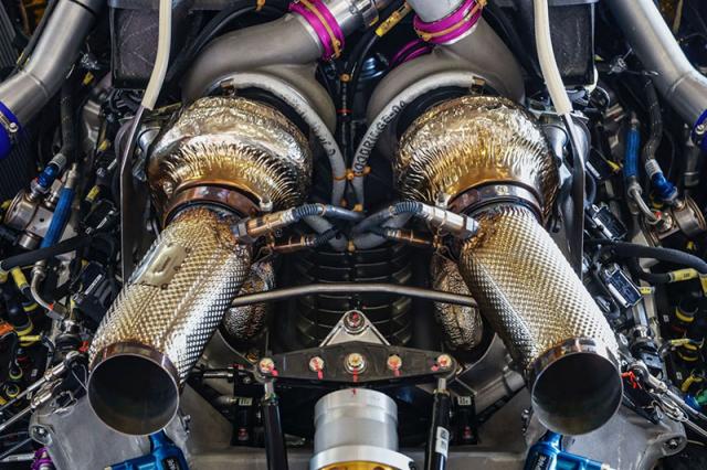 Porsche dévoile le V8 Bi-turbo hybride de la 963 LMDh Porsche dévoile le V8 Bi-turbo hybride de la 963 LMDh