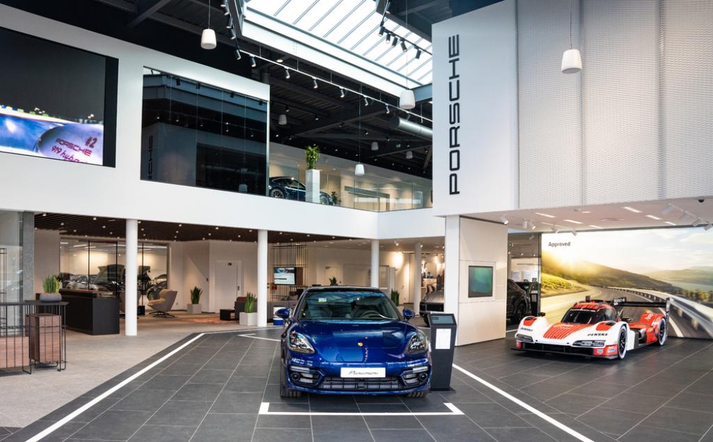 Un nouveau Centre Porsche à l'ouest de Paris