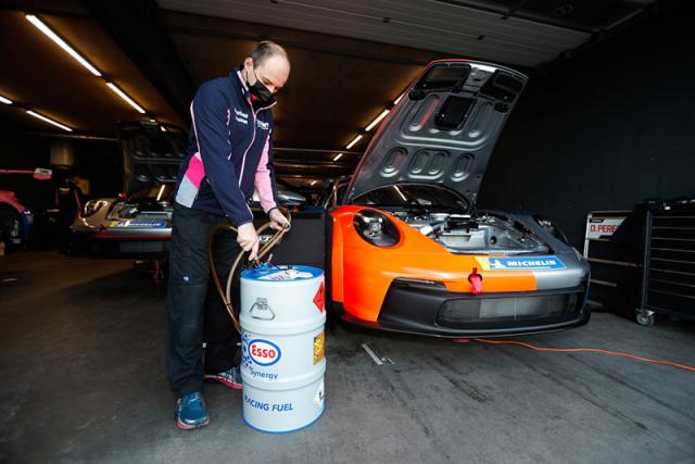Porsche teste le carburant renouvelable en compétition Porsche teste le carburant renouvelable en compétition