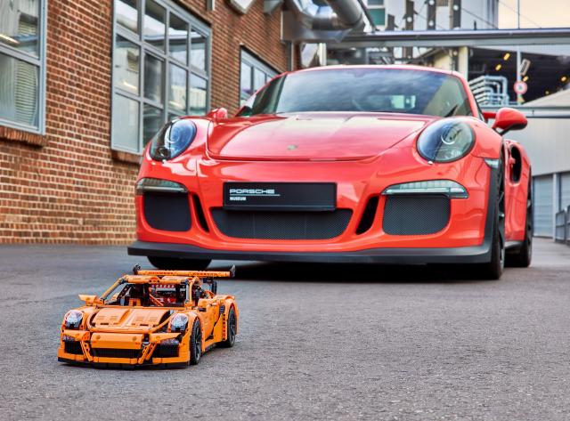 Fin de production pour la Porsche 911 GT3 RS... Lego Fin de production pour la Porsche 911 GT3 RS... Lego