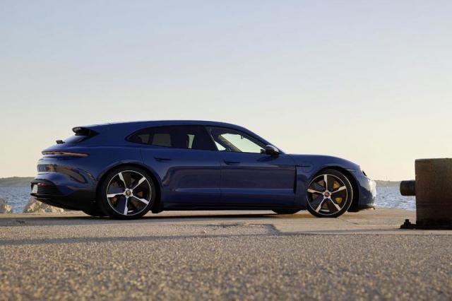 Porsche Taycan Sport Turismo : l'entre deux Porsche Taycan Sport Turismo : l'entre deux