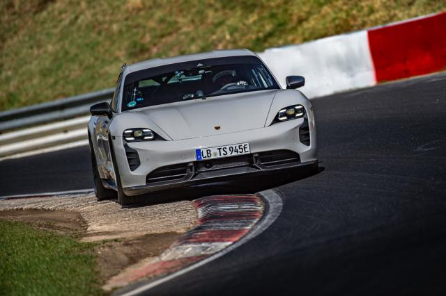La Porsche Taycan reprend son titre au Nürburgring La Porsche Taycan reprend son titre au Nürburgring