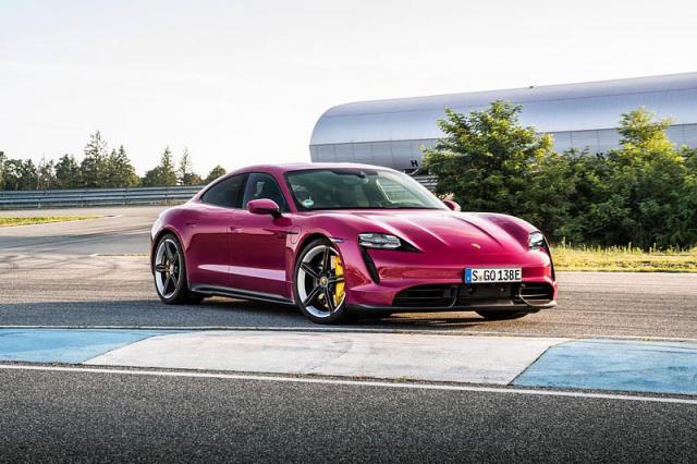 Des mises à jour pour la Porsche Taycan MY2022 Des mises à jour pour la Porsche Taycan MY2022