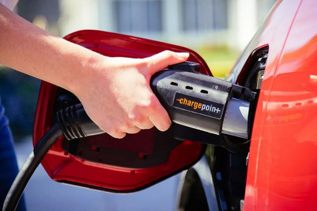 La recharge rapide en 10 mn, pour bientôt ? La recharge rapide en 10 mn, pour bientôt ?