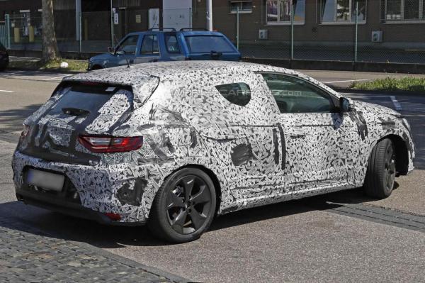 Renault Megane 4 : une version GT de 200 ch pour commencer ? Renault Megane 4 : une version GT de 200 ch pour commencer ?