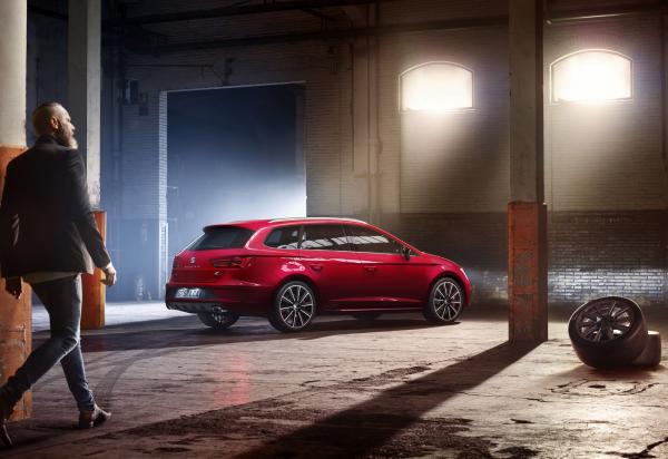 SEAT Leon Cupra restylée : 300 ch et 4 roues motrices SEAT Leon Cupra restylée : 300 ch et 4 roues motrices