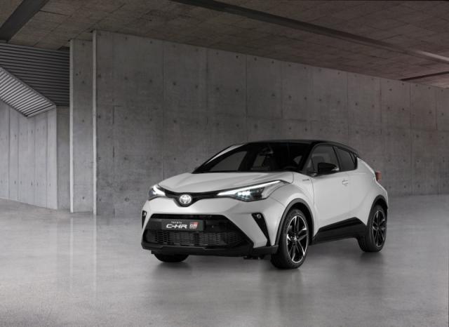 Le Toyota C-HR restylé inaugure une finition GR Sport Le Toyota C-HR restylé inaugure une finition GR Sport